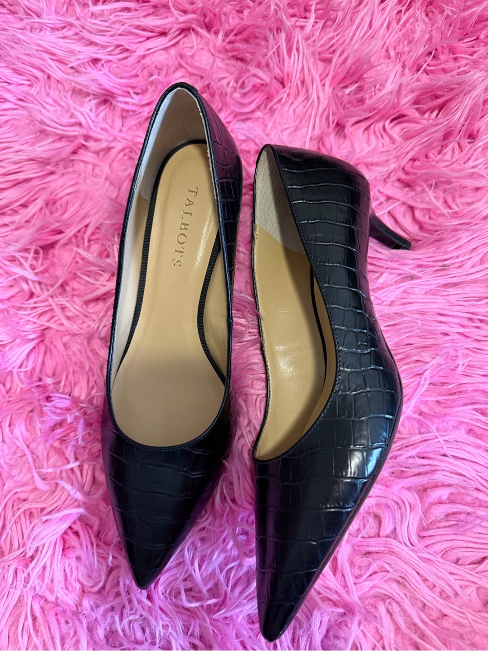 Talbots Black Croc-Embossed Pointed Toe Heels - Picture 3 of 4
